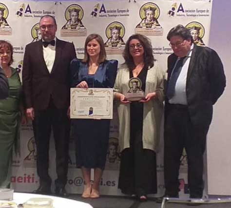 Abogados Ortiz-Blanco & Asociados recibe el premio San Ivo a la Justicia Social